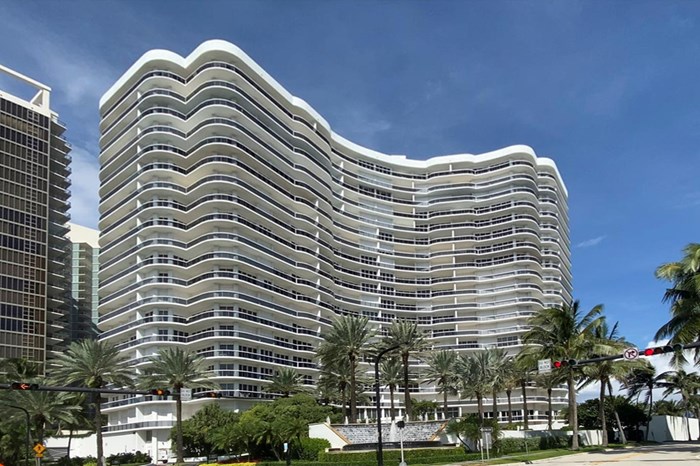 Majestic Tower – 9601 Collins Avenue, Bal Harbour