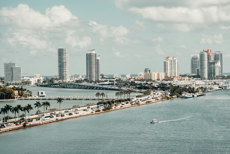 Miami Beach Luxury Condo Market Report Q2 2024